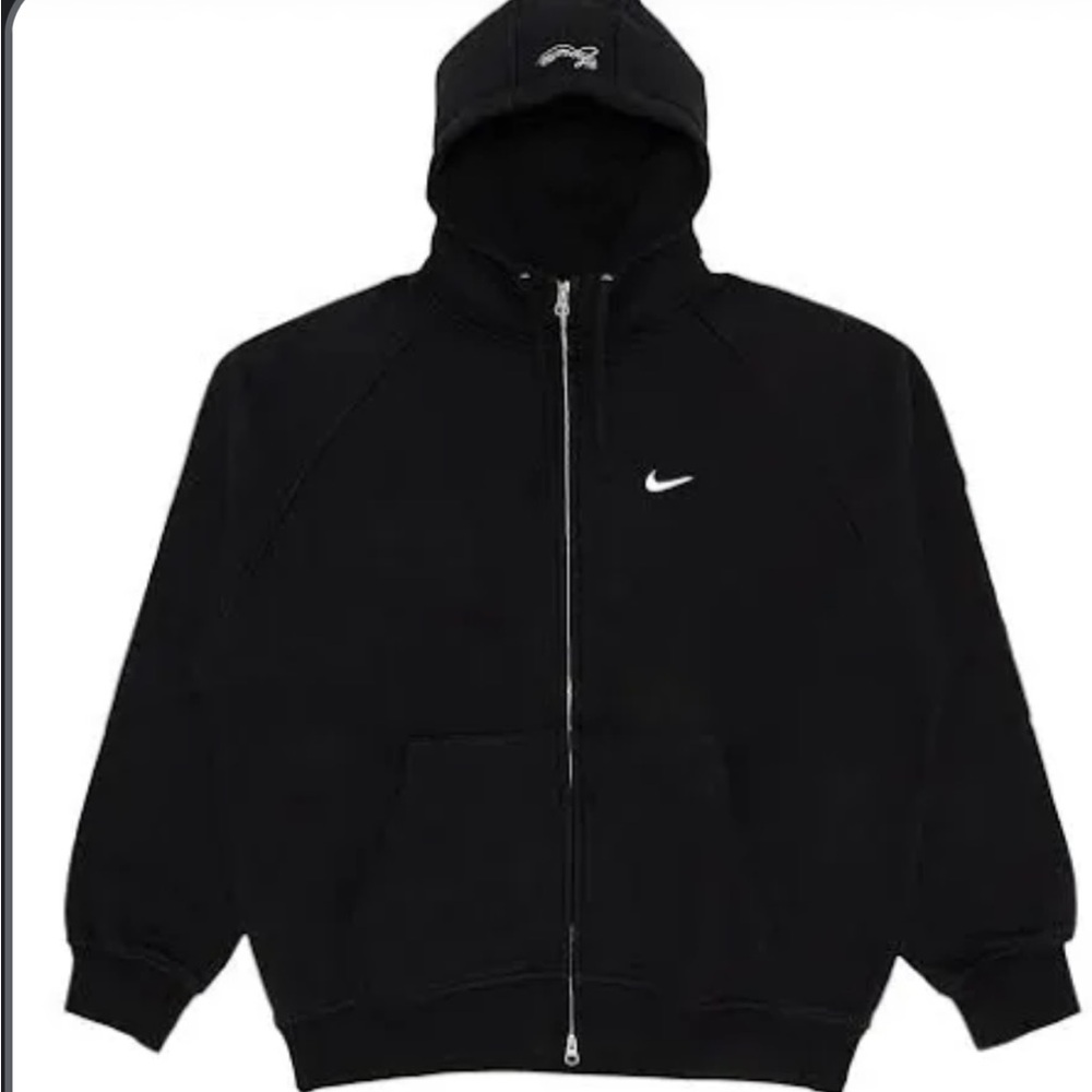 Supreme Black Nike Zip Up Hoodie
Size Medium 
Fairly worn very good condition!